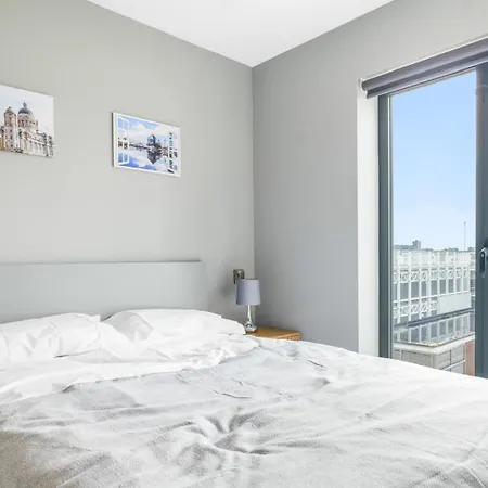 Apt 20, Elegant 2-Bed Apartment Liverpool Exterior photo